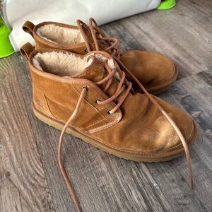 men size 12 neumal boots. slight wear, but still have plenty of life!